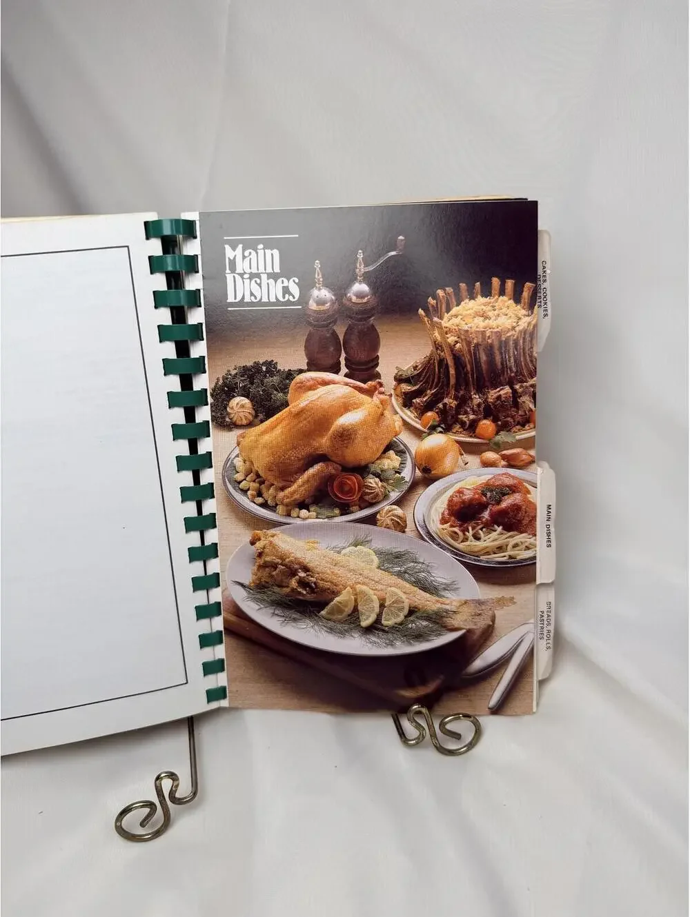 1985 Catholic Church Community Cookbook Charlotte NC Southern Recipes